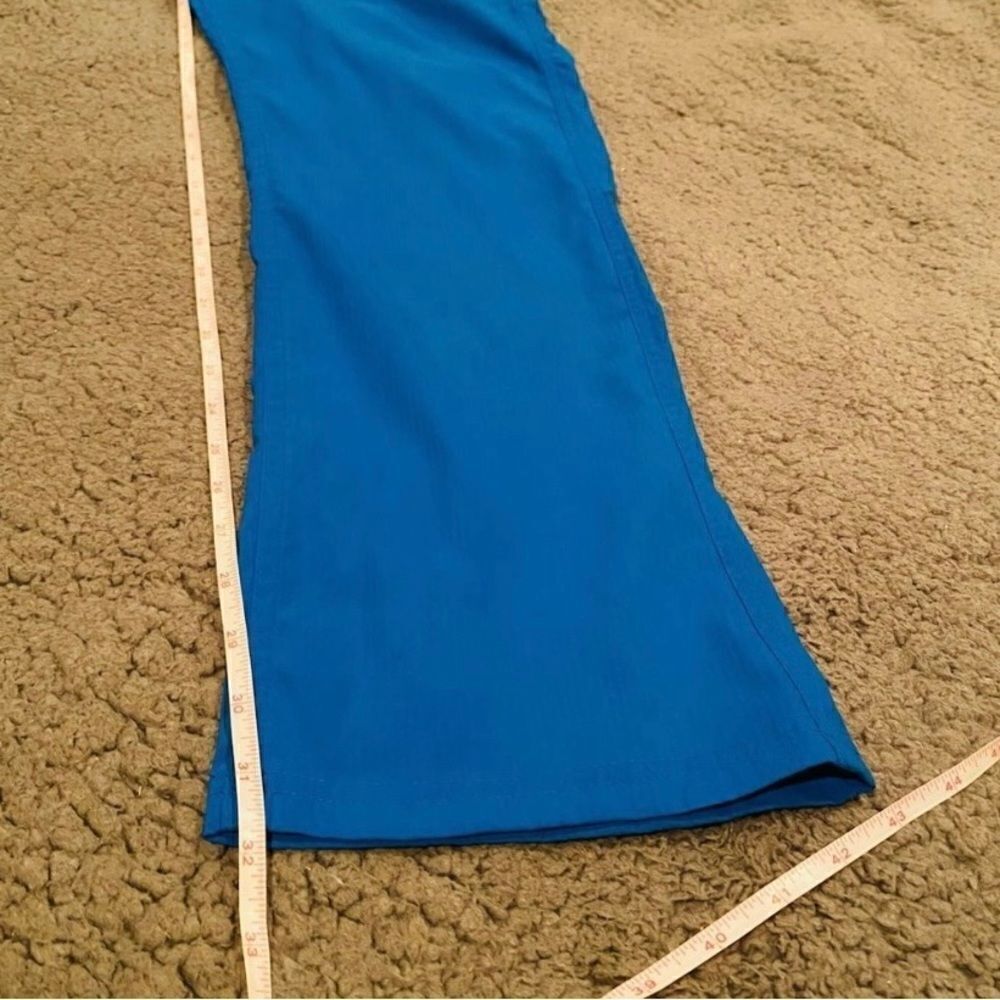 Koi Lite Dobby Scrub Set - Picture 5 of 13